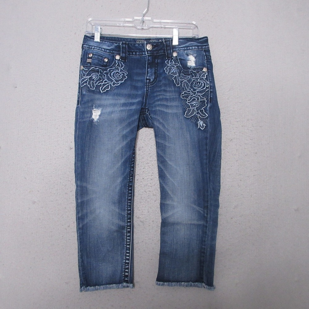 Miss Me Capri Jeans 28 Signature Embroidered Floral Lace Distressed‎ Edgy Y2K